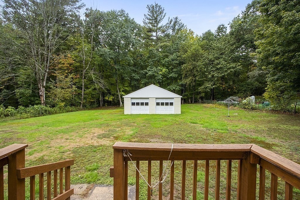 122 Walker Road Shirley, MA 01464 - Photo 3 of 35 Gallery Image 3