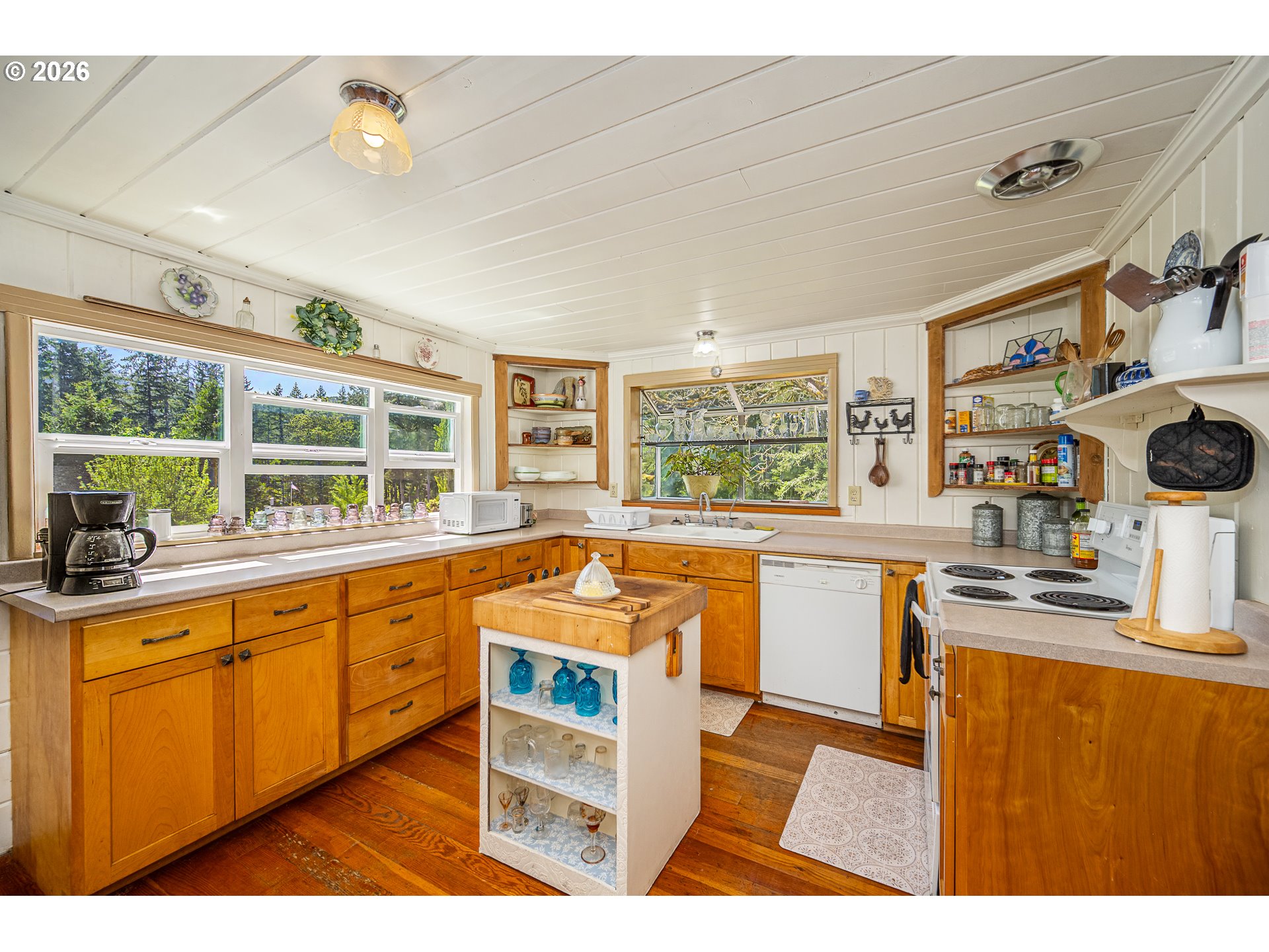 40168 Booth Kelly Road Springfield, OR 97478 - Photo 16 of 37