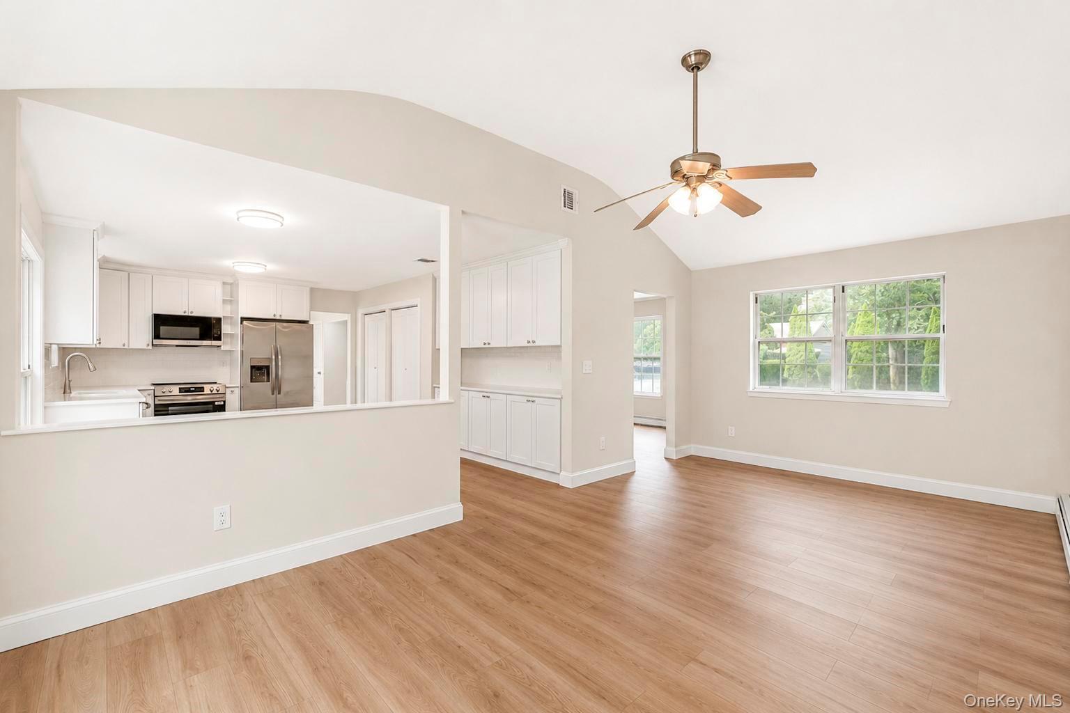11 Bates Lane Ridge, NY 11961 - Photo 10 of 38 Gallery Image 10