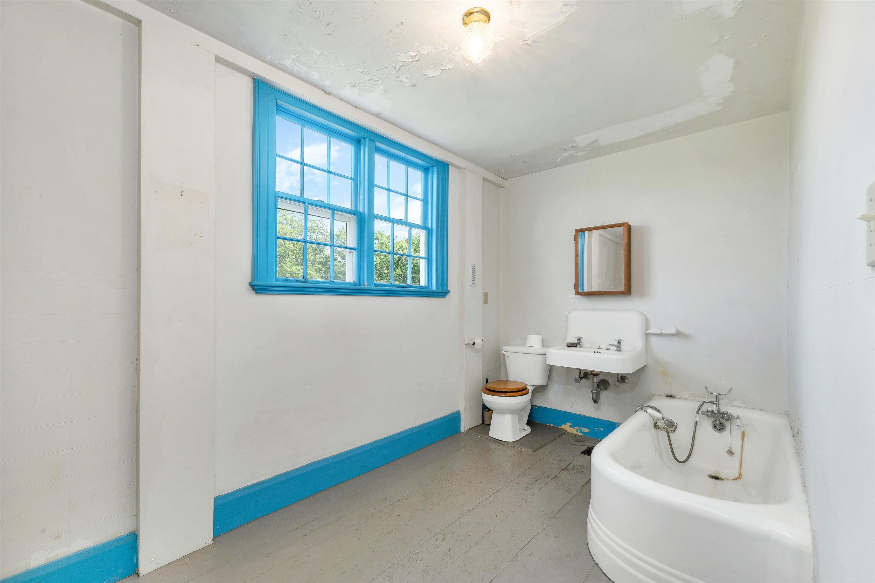 305 Gilmanton Road Barnstead, NH 03225 - Photo 18 of 40