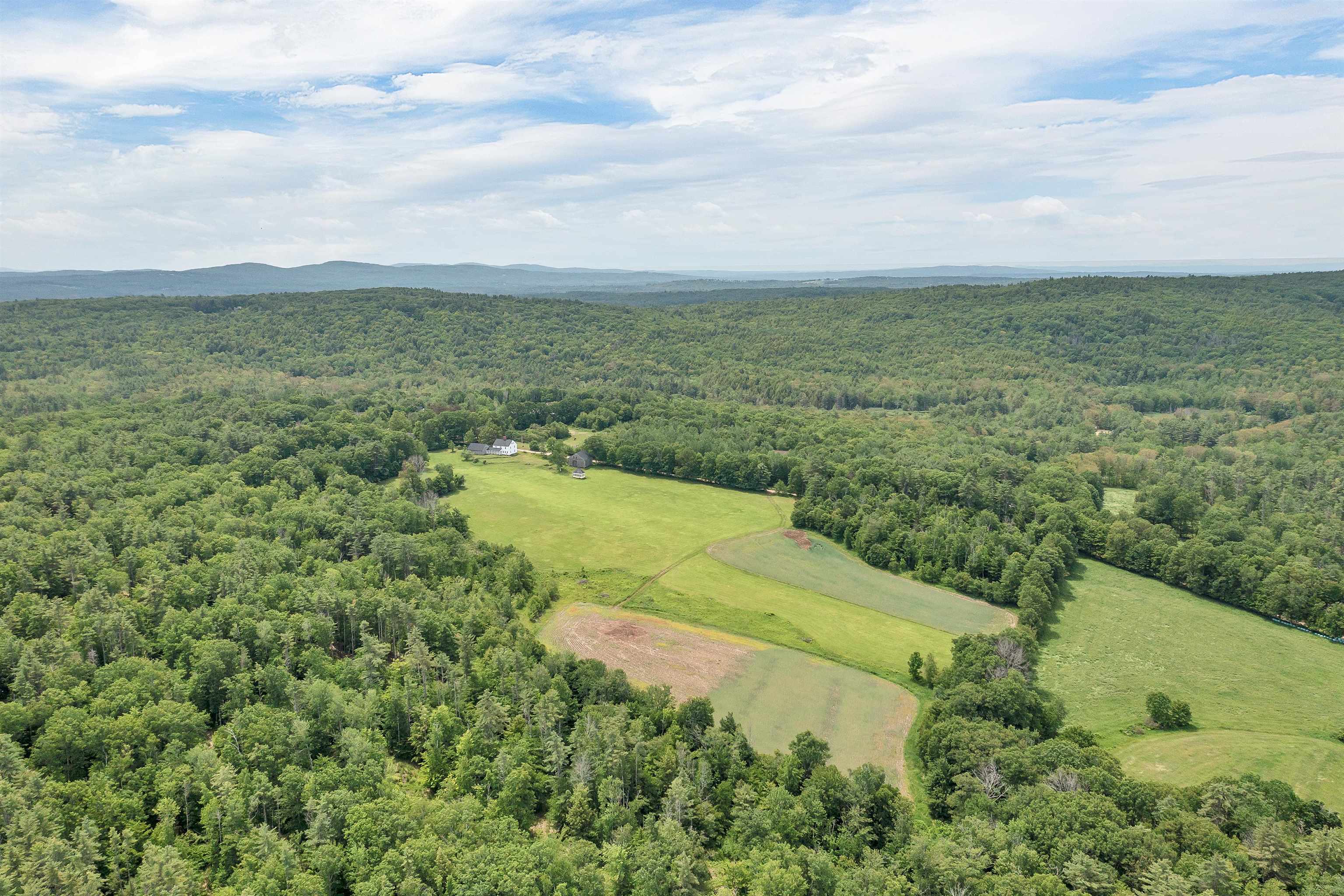 305 Gilmanton Road Barnstead, NH 03225 - Photo 37 of 40