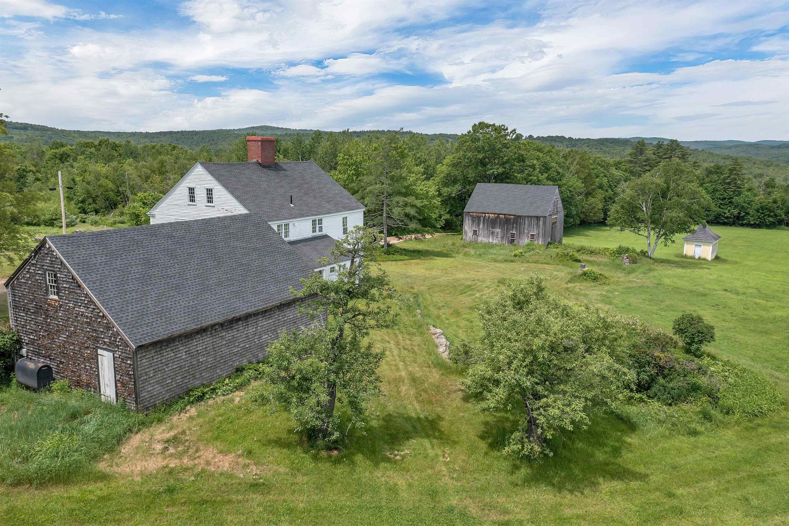 305 Gilmanton Road Barnstead, NH 03225 - Photo 5 of 40