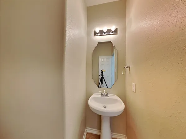 $2,180 | 21349 Thurston Crossing Drive, Porter, TX 77365