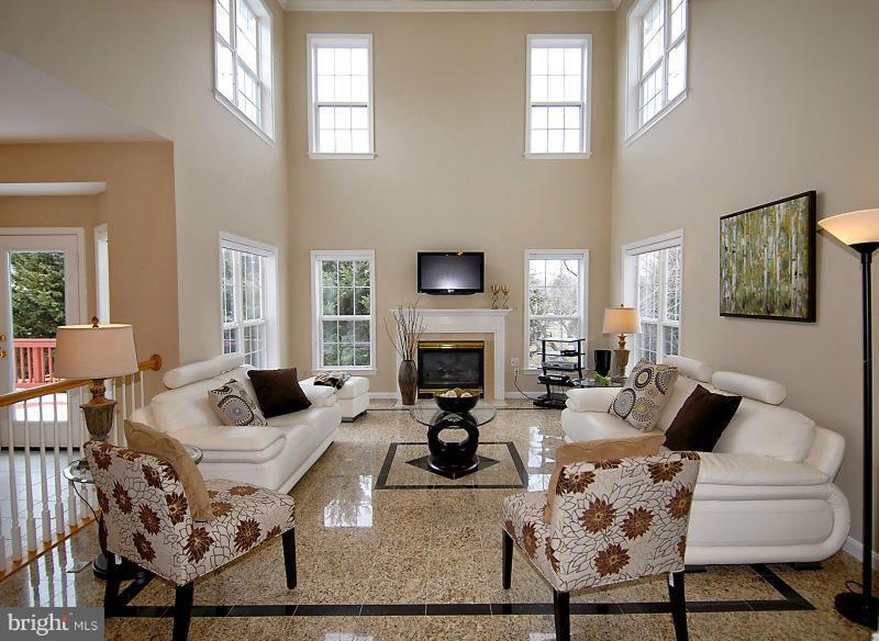 6398 True Lane Springfield, VA 22150 - Photo 2 of 30 Family Room