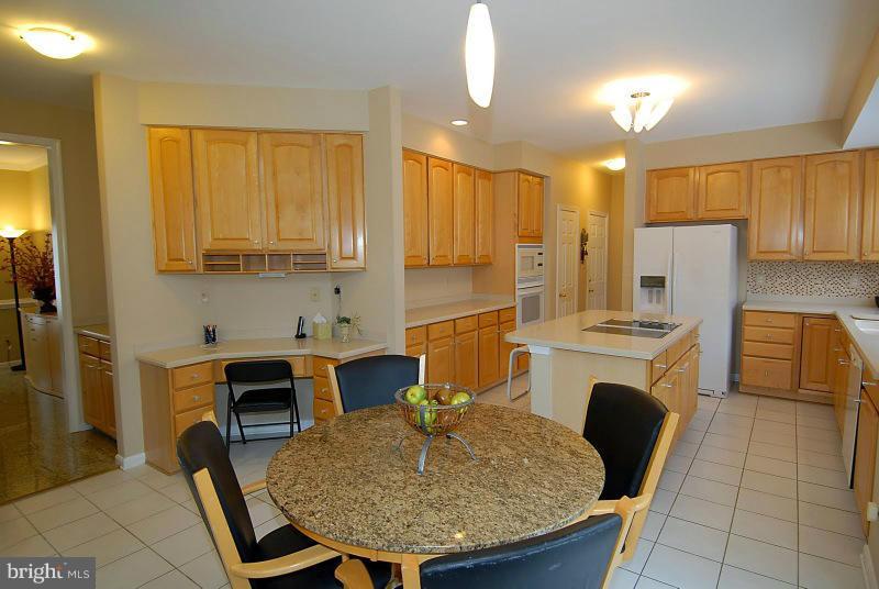 6398 True Lane Springfield, VA 22150 - Photo 14 of 30 Kitchen