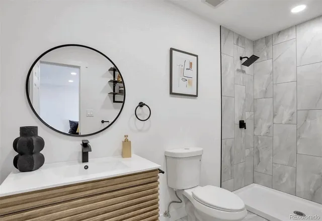 $549,900 | 1285 Roslyn Street, Denver, CO 80220