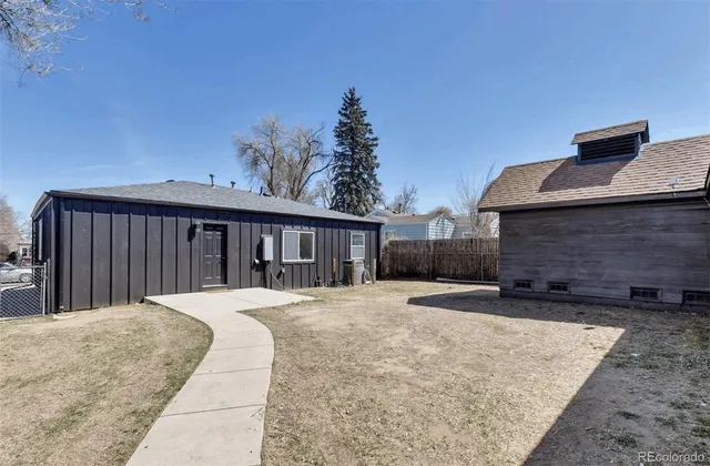 $549,900 | 1285 Roslyn Street, Denver, CO 80220