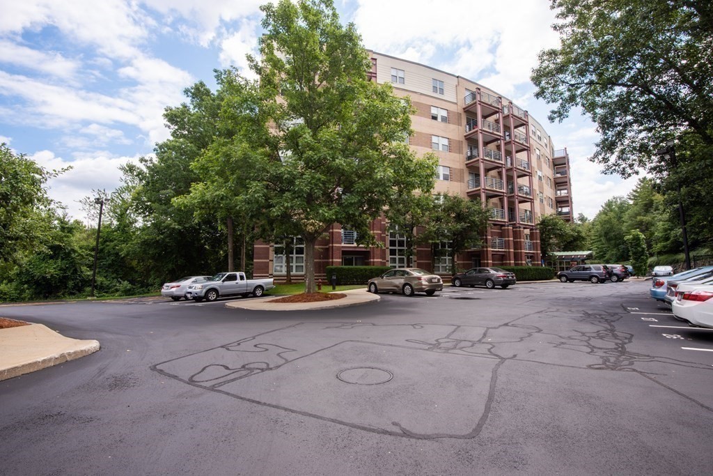 269 Cambridge Road, Unit 107 Woburn, MA 01801 - Photo 26 of 40