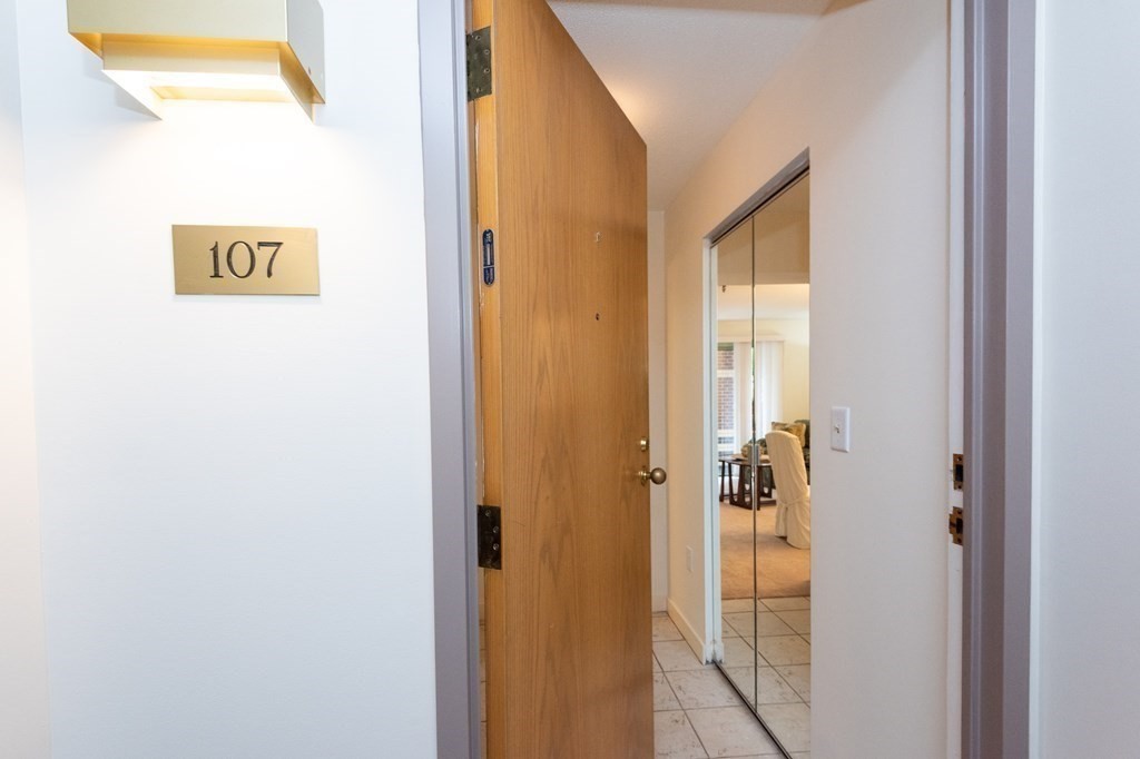 269 Cambridge Road, Unit 107 Woburn, MA 01801 - Photo 5 of 40