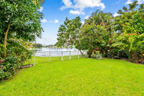 $1,609,000 | 21167 Falls Ridge Way, Boca Raton, FL 33428