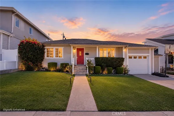 $6,500 | 1205 Manzanita Lane, Manhattan Beach, CA 90266