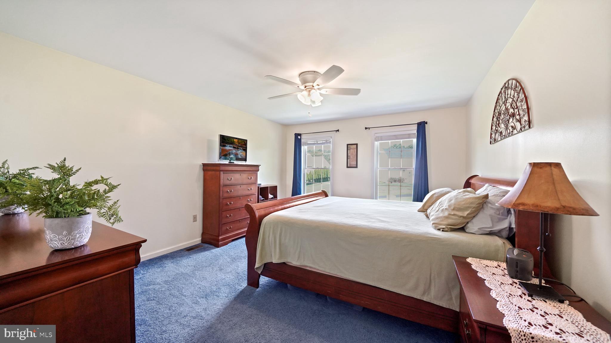 1181 Chelsea Road Aston, PA 19014 - Photo 26 of 40 Very Spacious Master Suite