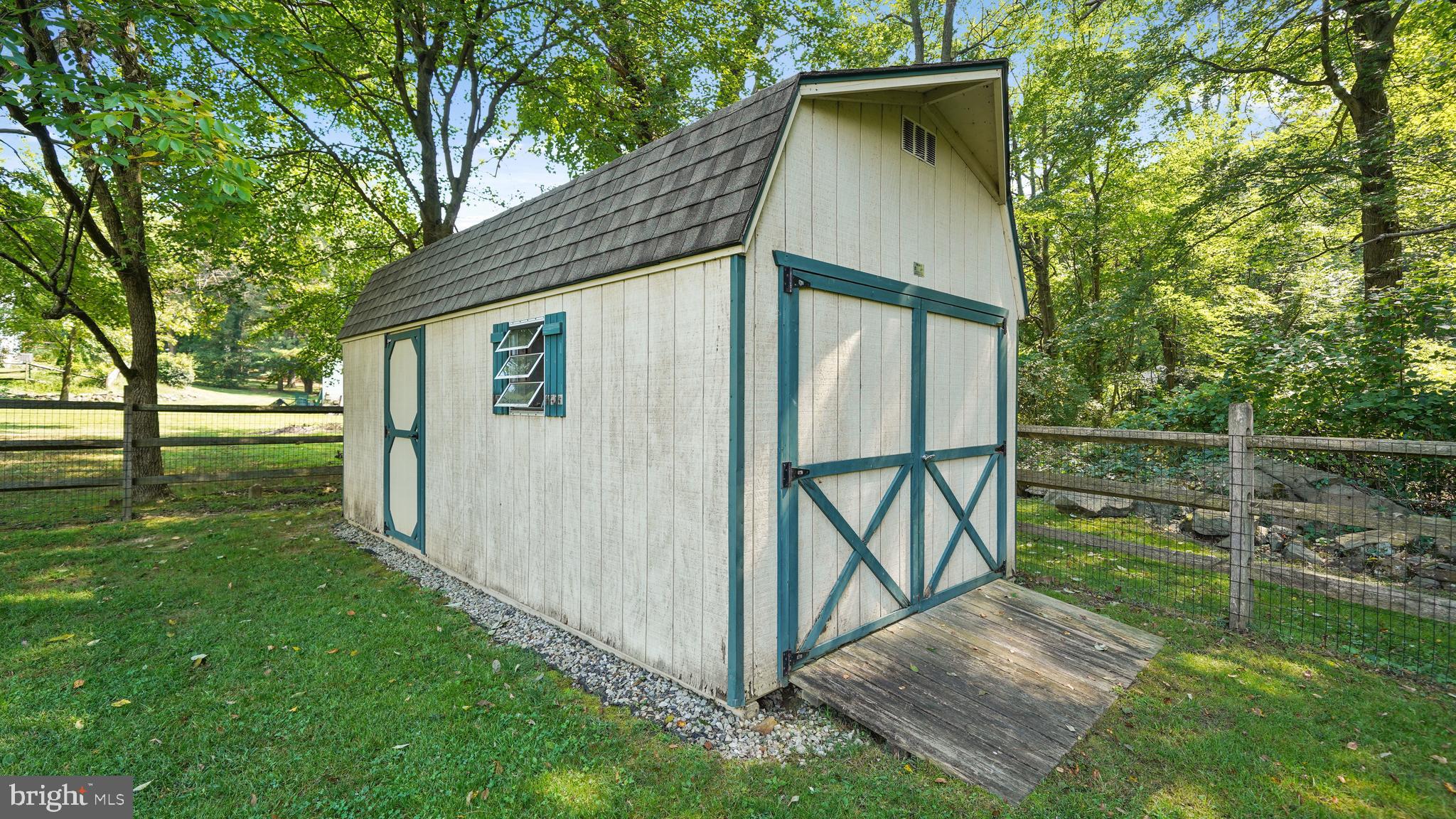 1181 Chelsea Road Aston, PA 19014 - Photo 38 of 40 Shed in corner of property