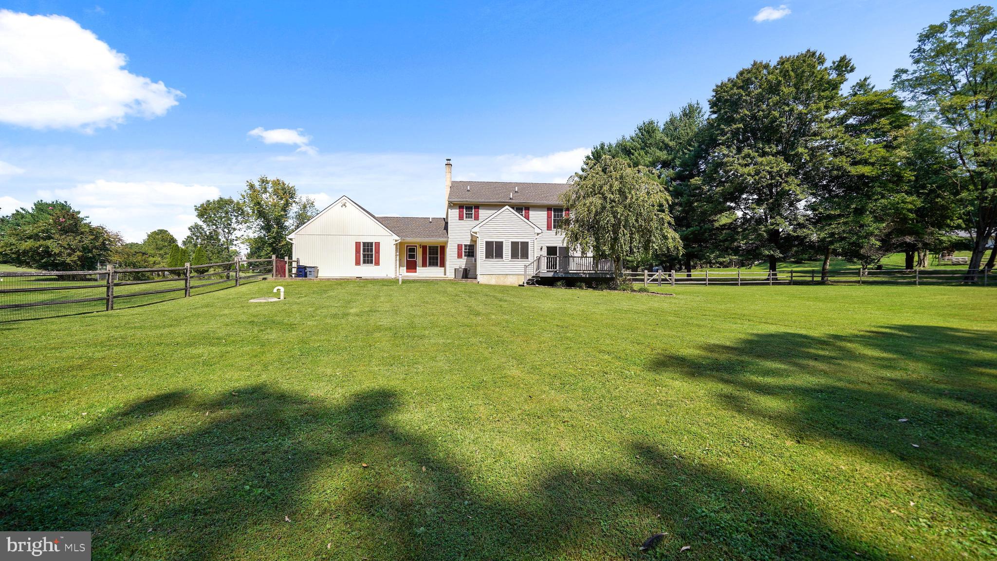 1181 Chelsea Road Aston, PA 19014 - Photo 39 of 40 Beautifully manicured and maintained!
