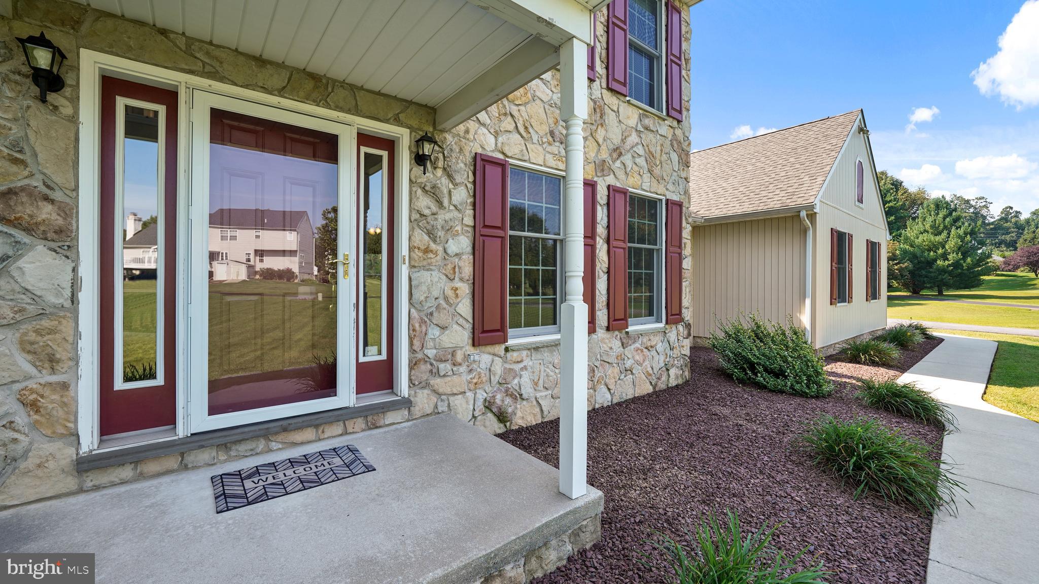 1181 Chelsea Road Aston, PA 19014 - Photo 10 of 40 Front Entry