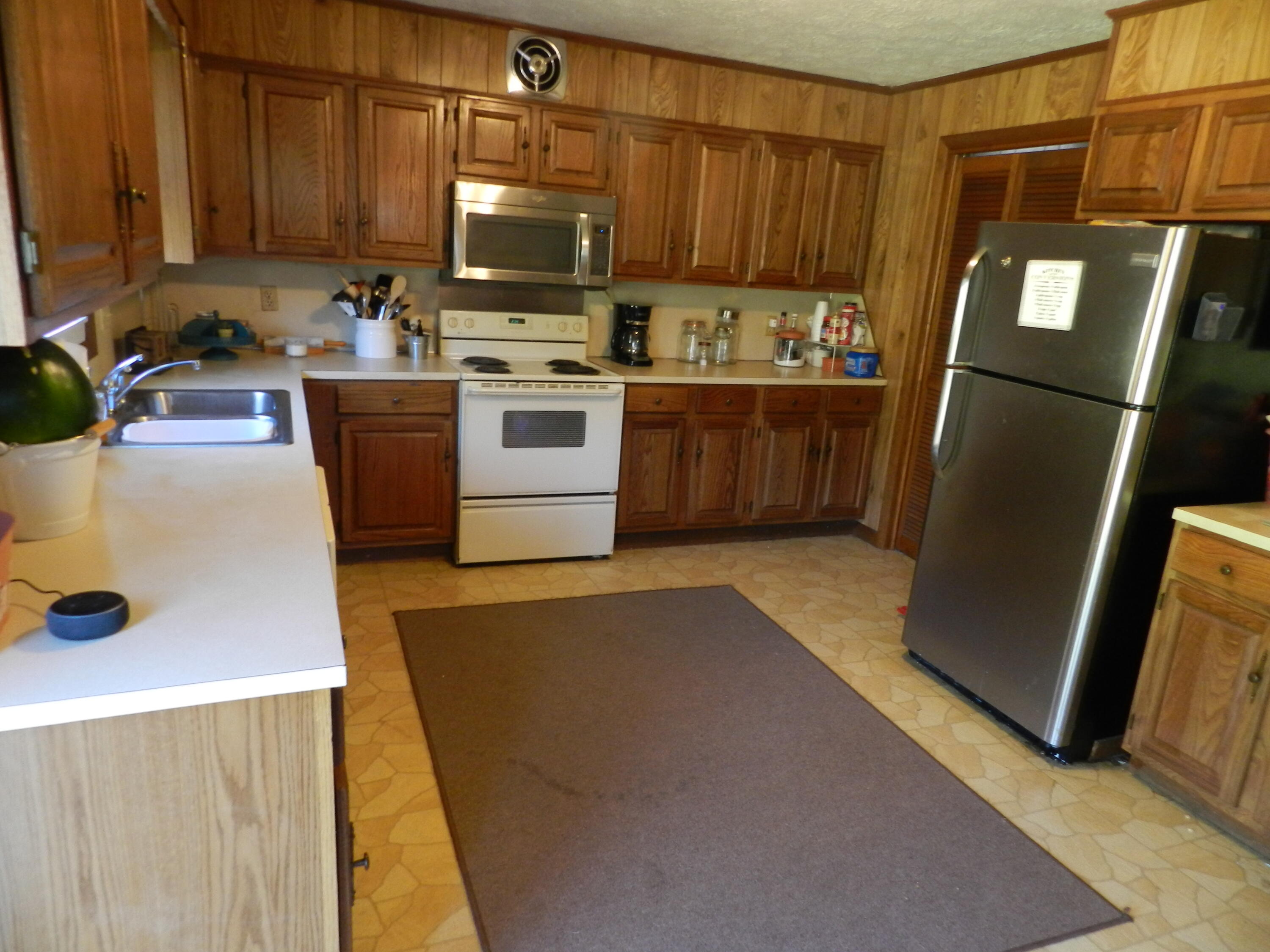 235 West Carters Valley Road Kingsport, TN 37665 - Photo 14 of 29 DSCN9499