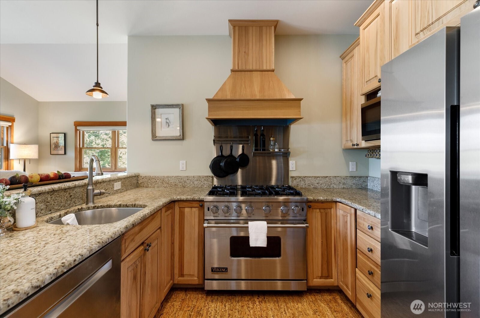 8015 Cultus Bay Road Clinton, WA 98236 - Photo 9 of 40 Gallery Image 9