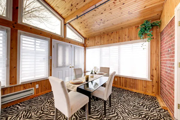 $287,350 | 34617 Greentrees Road, Sterling Heights, MI 48312