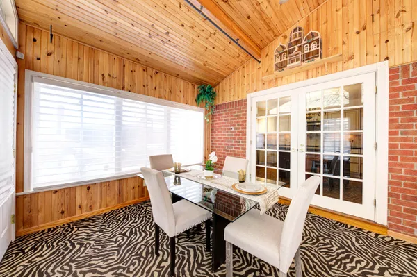 $287,350 | 34617 Greentrees Road, Sterling Heights, MI 48312