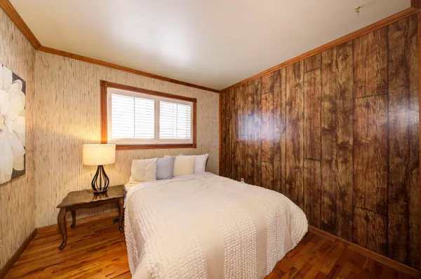 $287,350 | 34617 Greentrees Road, Sterling Heights, MI 48312