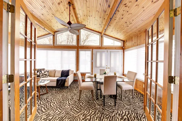 $287,350 | 34617 Greentrees Road, Sterling Heights, MI 48312