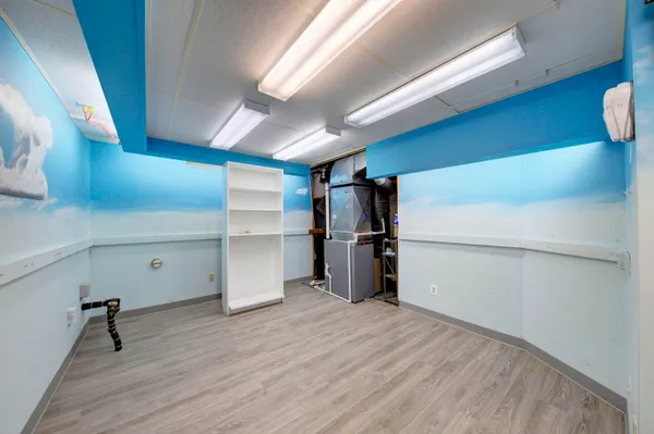 $287,350 | 34617 Greentrees Road, Sterling Heights, MI 48312