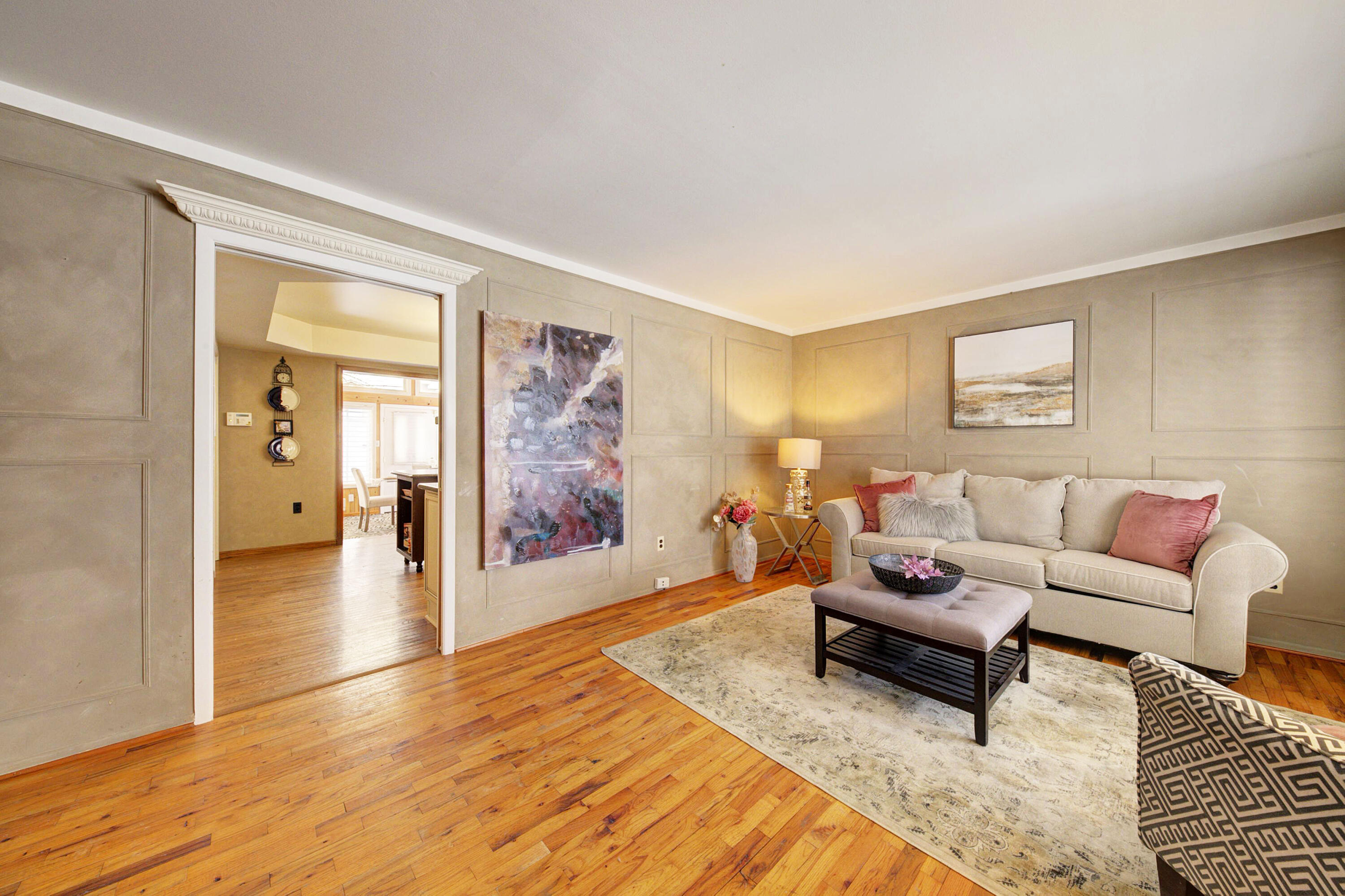 34617 Greentrees Road Sterling Heights, MI 48312 - Photo 8 of 54 IMG_9370_1_2