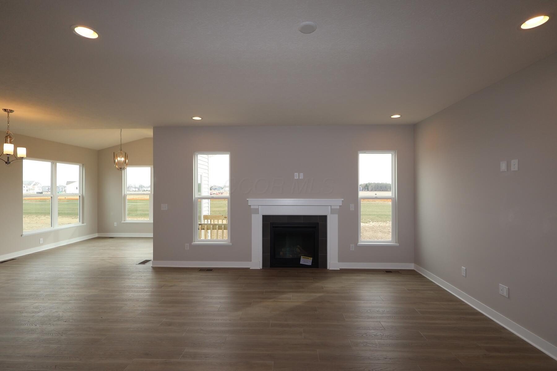 3058 Brian Way Delaware, OH 43015 - Photo 2 of 25 Family Room