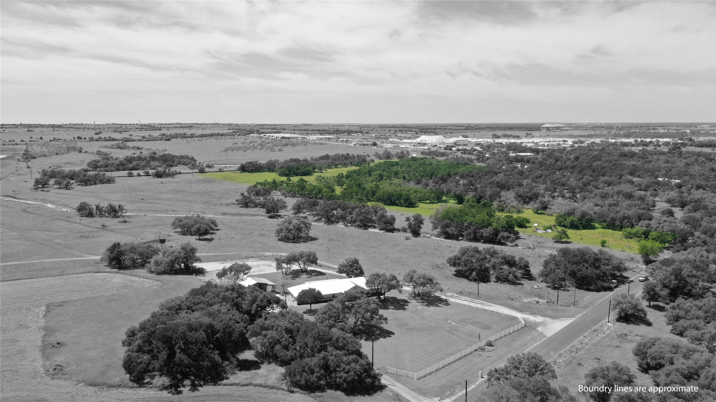 3215 County Road 305 Jarrell, TX 76537 - Photo 4 of 23