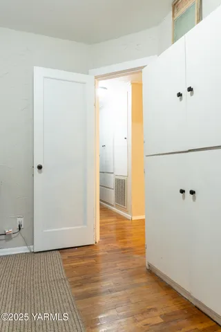 a view of a entryway door of the house