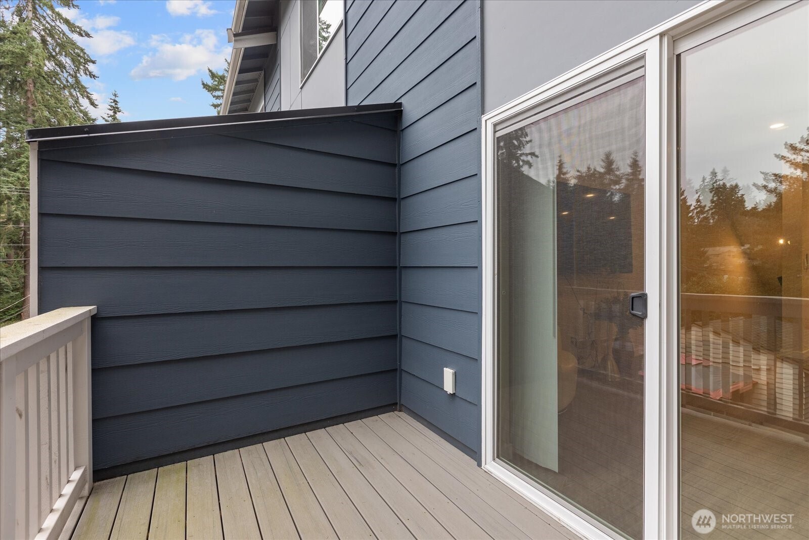 23413 Edmonds Way, Unit A2 Edmonds, WA 98026 - Photo 29 of 40