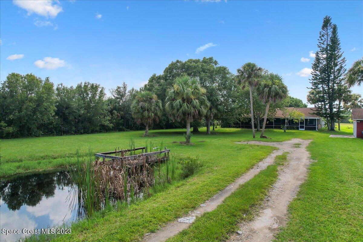 2660 Weber Road Malabar, FL 32950 - Photo 5 of 74 05-entry to property