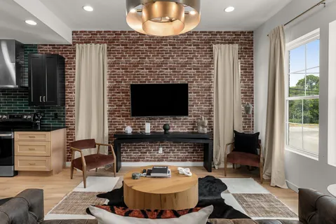 $443,619 | 2000 South Hamilton Road, Unit 1, Nashville, TN 37218