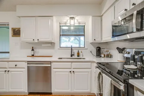 $355,000 | 918 Summer Trail, Flower Mound, TX 75028