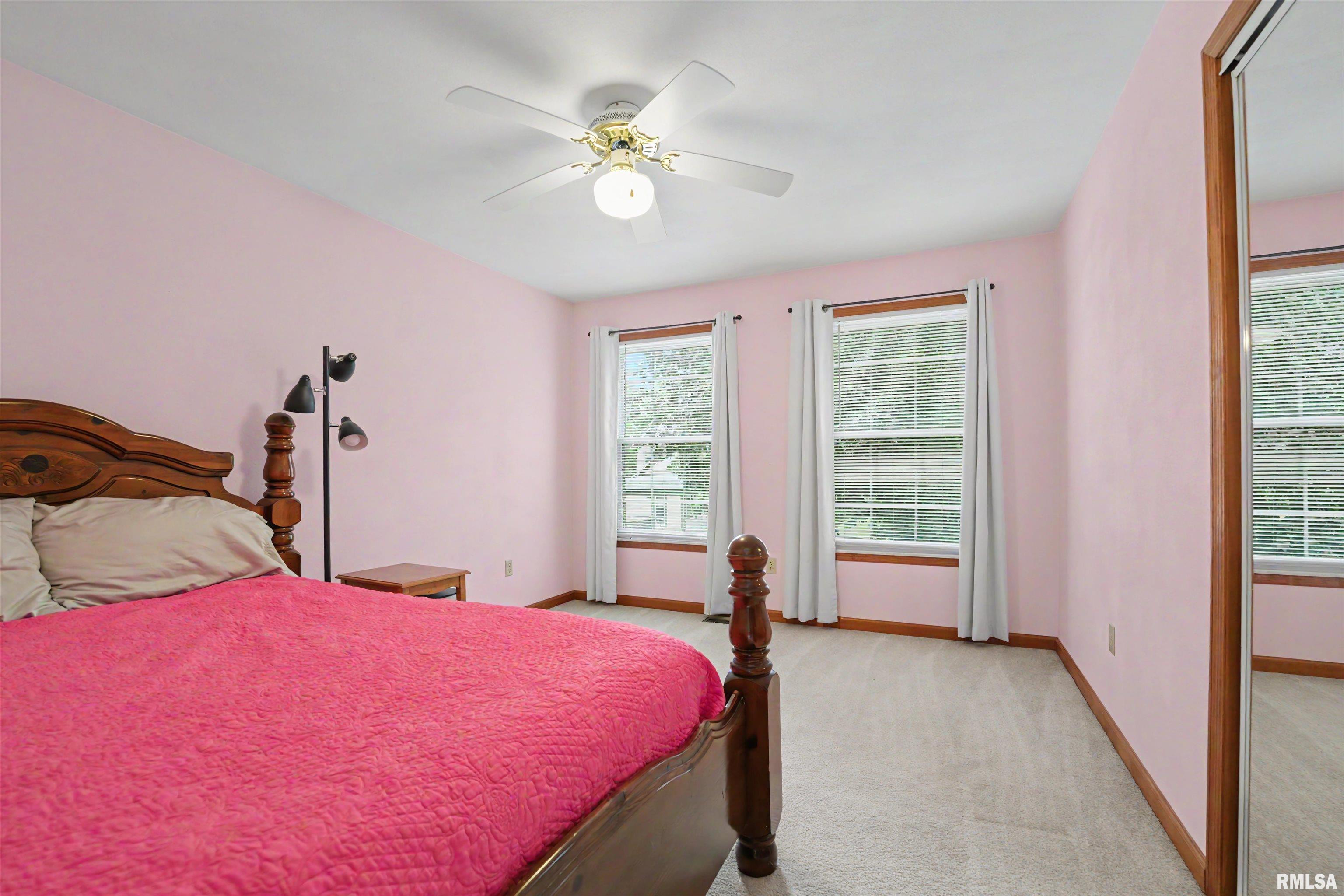 213 Woodlawn Road Lincoln, IL 62656 - Photo 15 of 36