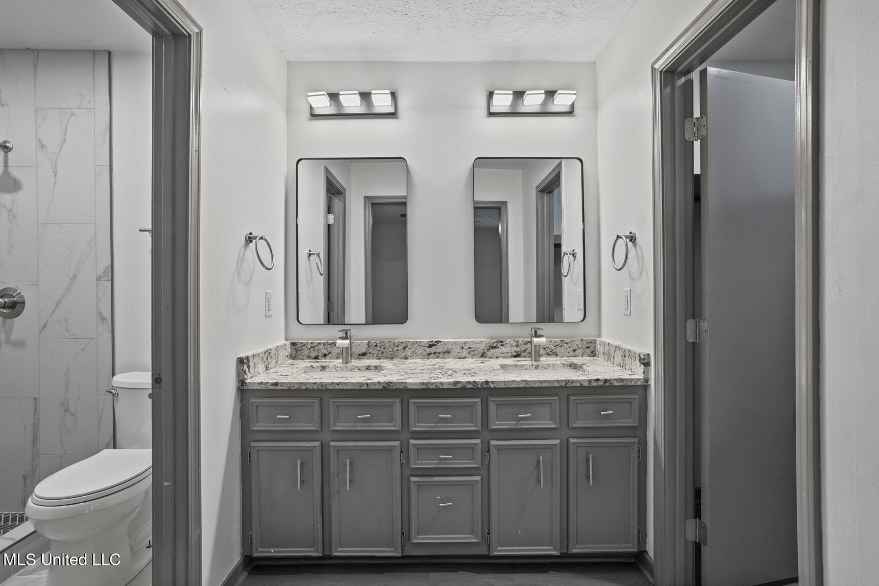 210 Haddon Circle Brandon, MS 39047 - Photo 17 of 33 210 Haddon Cir-18