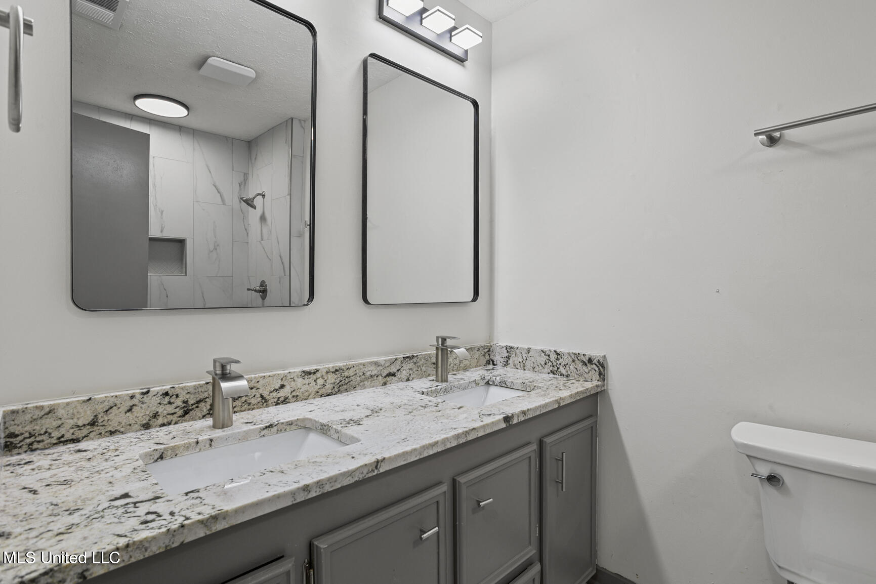 210 Haddon Circle Brandon, MS 39047 - Photo 25 of 33 210 Haddon Cir-26