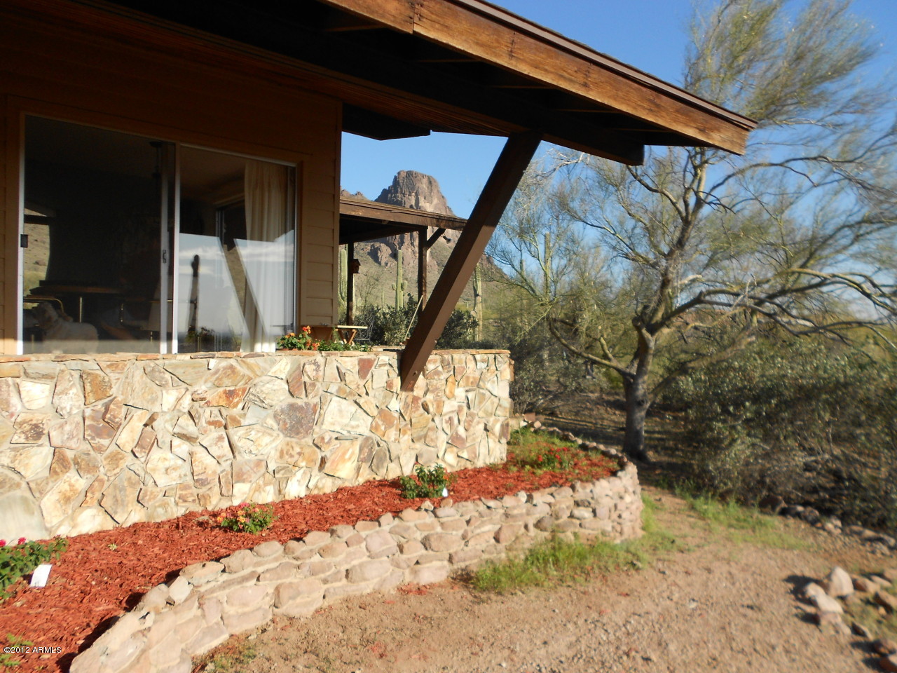 2485 North La Barge Road Apache Junction, AZ 85119 - Photo 3 of 34 front patio