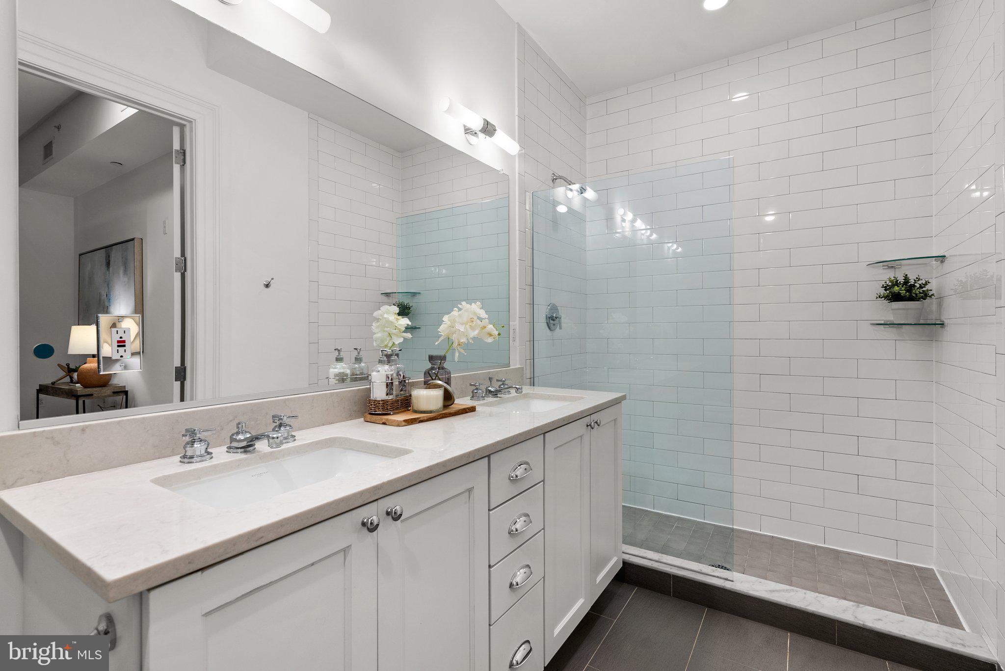 901 D Street Northeast, Unit 204 Washington, DC 20002 - Photo 18 of 28 Primary Bathroom