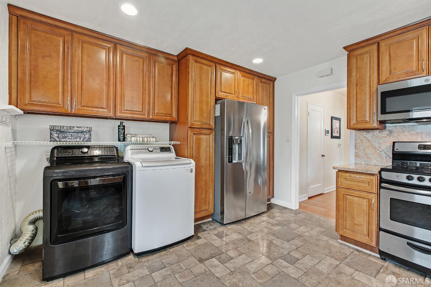 2230 Romey Lane Hayward, CA 94541 - Photo 15 of 33