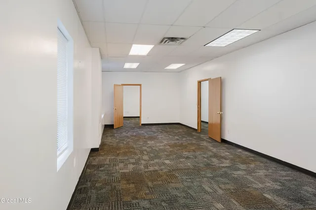 $1,850 | 5 Walker Way, Colonie, NY 12205