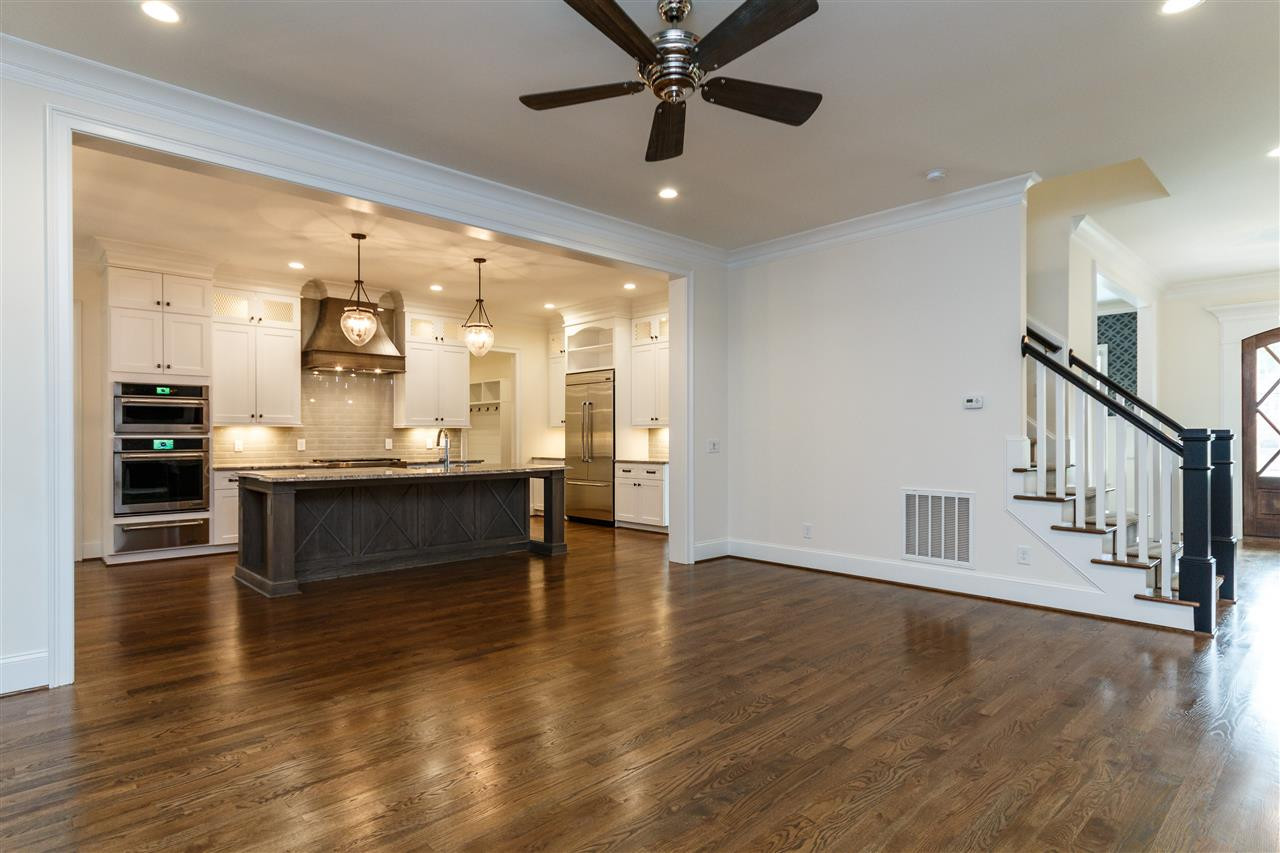 4405 Gates Street Raleigh, NC 27609 - Photo 3 of 18 Living Room/ Kitchen