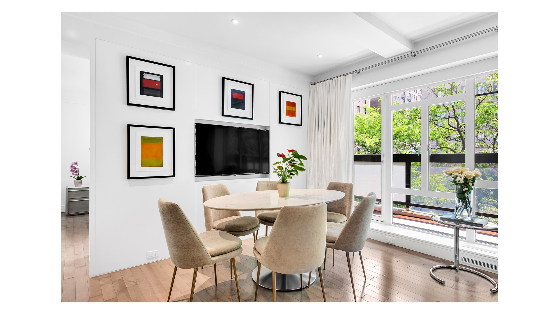 750 Park Avenue, Unit 4B Manhattan, NY 10021 - Photo 2 of 8