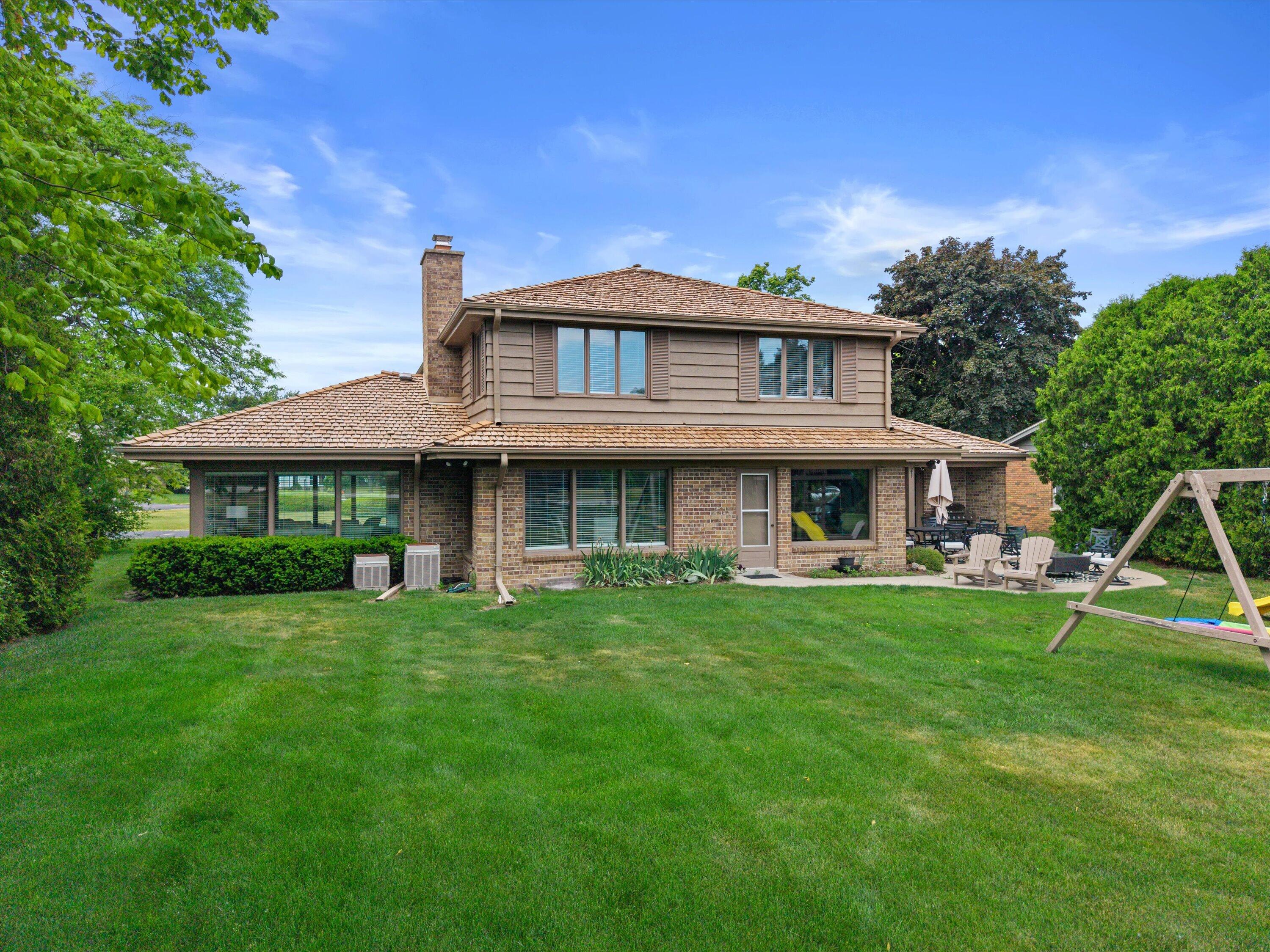 3 Shorewood Court Wind Point, WI 53402 - Photo 49 of 57 11-DJI_20260610122557_0153_D