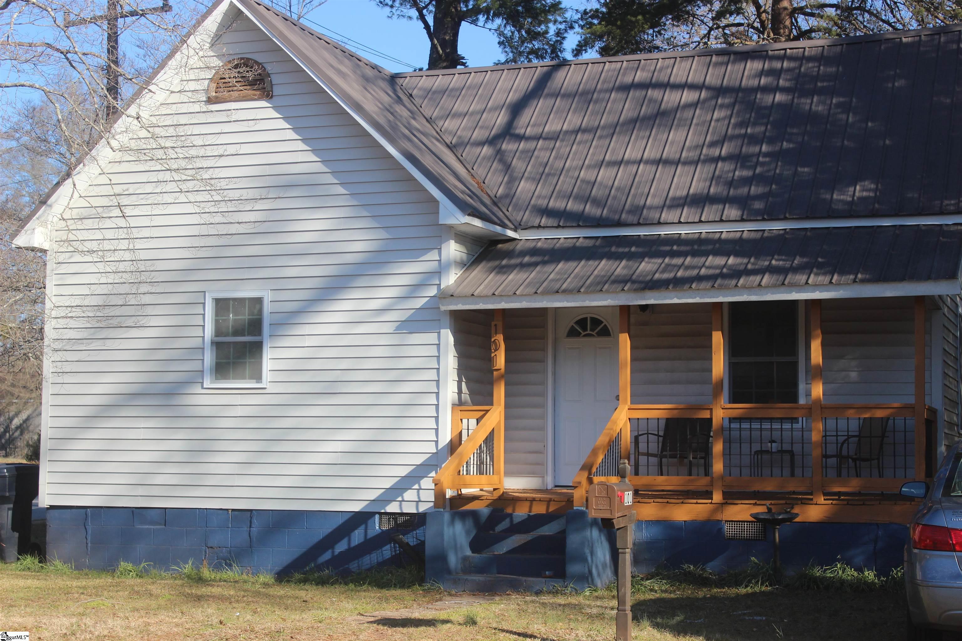 101 Farmer Street Anderson, SC 29621 - Photo 1 of 24 Gallery Image 1