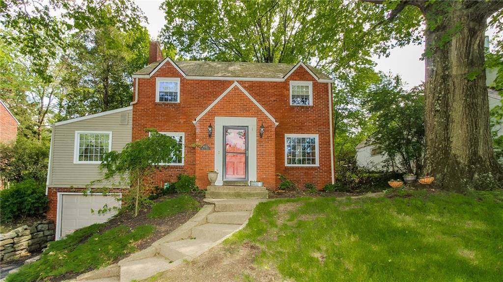 4633 Rolling Hills Road Pittsburgh, PA 15236 - Photo 1 of 25 Gallery Image 1
