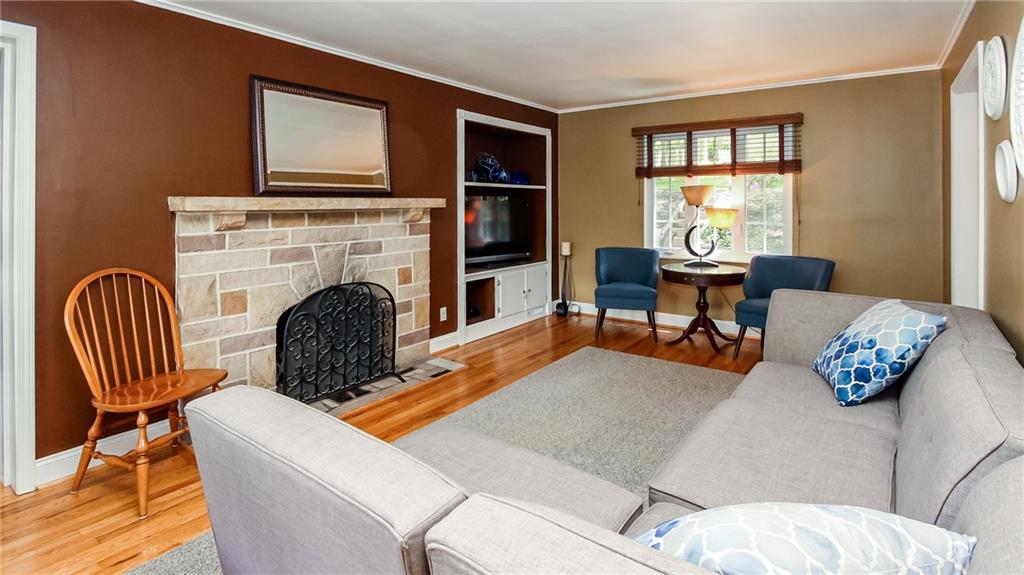 4633 Rolling Hills Road Pittsburgh, PA 15236 - Photo 3 of 25 Gallery Image 3