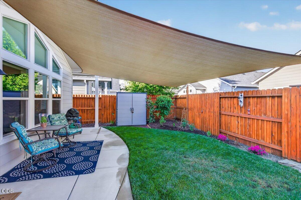 689 Heber Lane Medford, OR 97501 - Photo 22 of 24