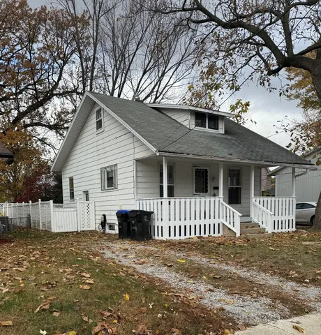$110,000 | 1005 South Lee Street, Bloomington, IL 61701