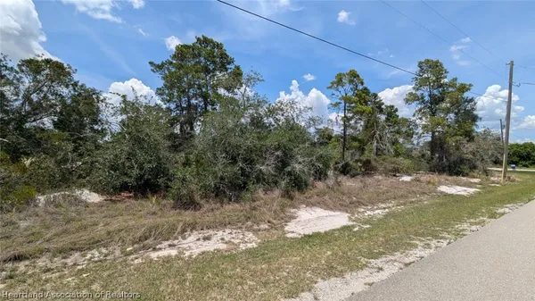 $28,800 | 435 West Waterway Avenue Northwest, Lake Placid, FL 33852